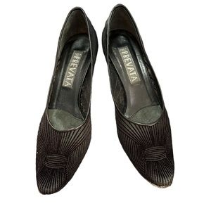 Prevata velvet and mesh 2 inch heels in black. VGUC. Size 7.5